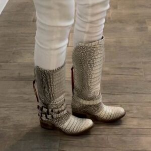 Freebird by Steven Textured Cream Heeled Boots